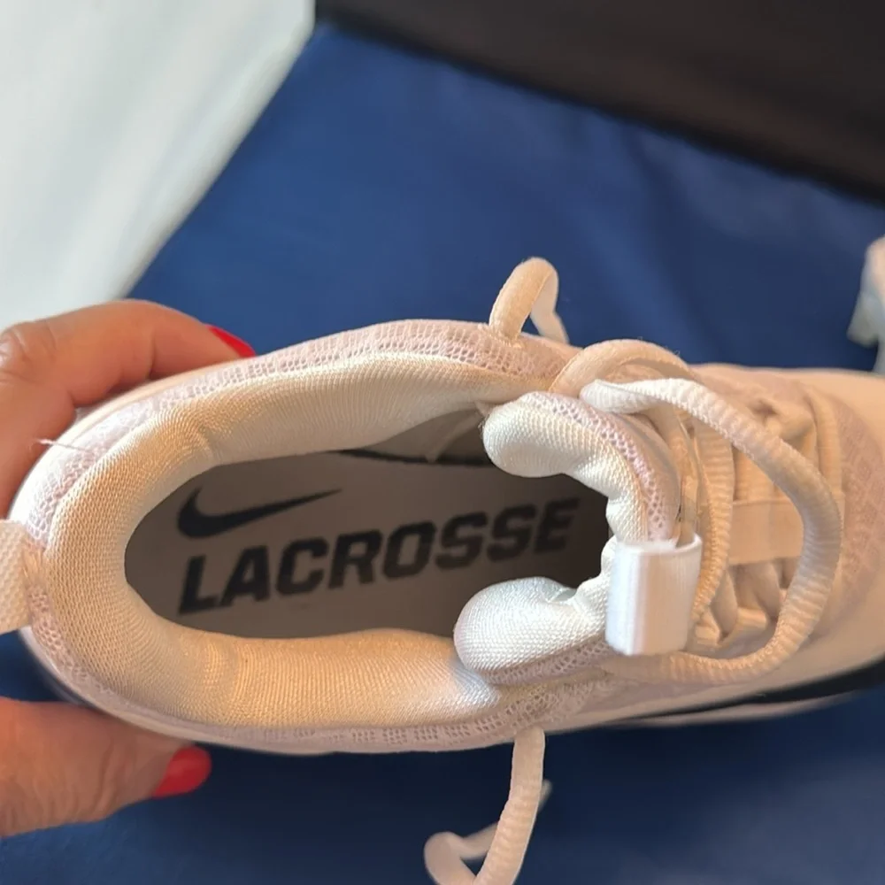 Nike White and Black lacrosse Sneakers size‎ 6.5
